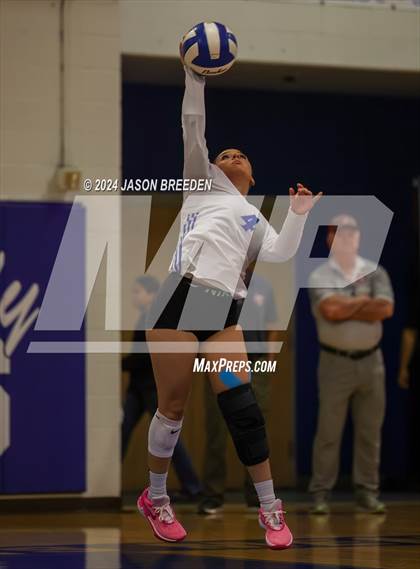 Thumbnail 2 in Pioneer vs. Mission Veterans Memorial (UIL 5A Region IV D2 Area Volleyball) photogallery.