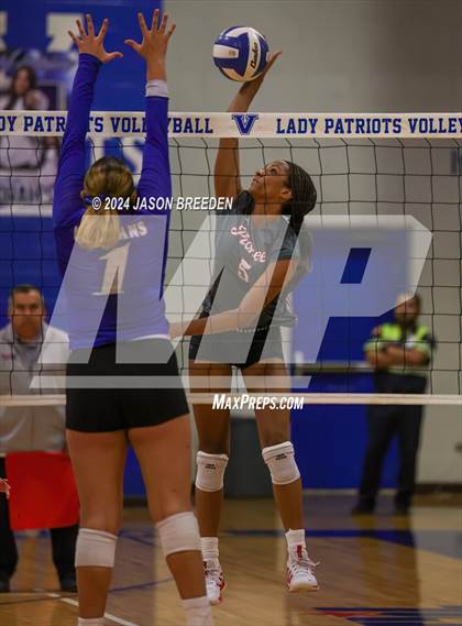 Thumbnail 1 in Pioneer vs. Mission Veterans Memorial (UIL 5A Region IV D2 Area Volleyball) photogallery.