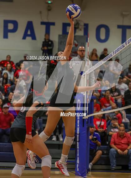 Thumbnail 1 in Pioneer vs. Mission Veterans Memorial (UIL 5A Region IV D2 Area Volleyball) photogallery.