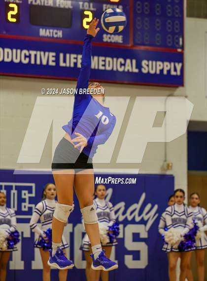 Thumbnail 3 in Pioneer vs. Mission Veterans Memorial (UIL 5A Region IV D2 Area Volleyball) photogallery.