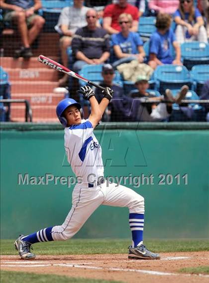 Thumbnail 3 in Los Altos vs. Monterey (CIF CCS D2 Final) photogallery.