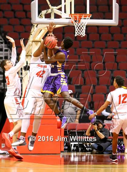 Thumbnail 2 in Sunrise Mountain vs. Agua Fria (AIA D2 Semifinal) photogallery.