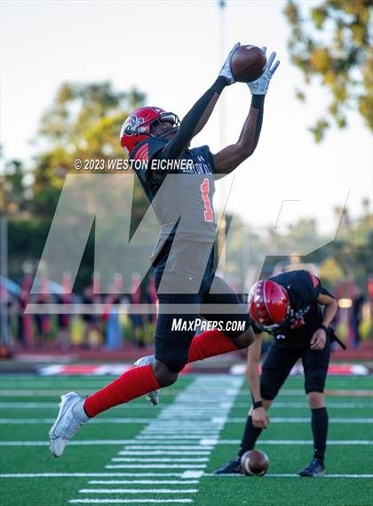 Thumbnail 2 in El Capitan @ Canyon Hills photogallery.