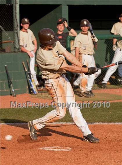 Thumbnail 1 in David Crockett vs. Rossview (Kesslers Classic) photogallery.