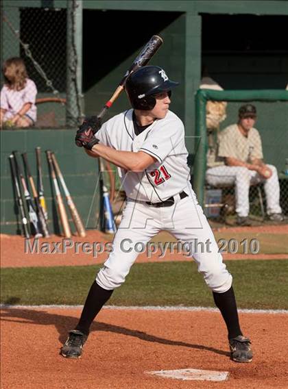 Thumbnail 3 in David Crockett vs. Rossview (Kesslers Classic) photogallery.