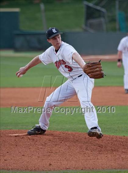 Thumbnail 3 in David Crockett vs. Rossview (Kesslers Classic) photogallery.