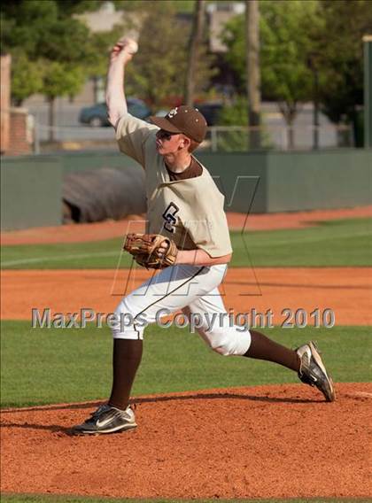 Thumbnail 3 in David Crockett vs. Rossview (Kesslers Classic) photogallery.
