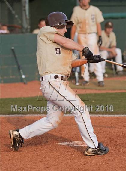Thumbnail 1 in David Crockett vs. Rossview (Kesslers Classic) photogallery.