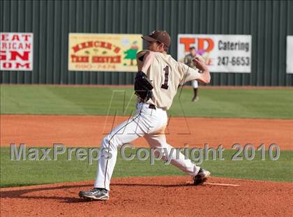 Thumbnail 1 in David Crockett vs. Rossview (Kesslers Classic) photogallery.
