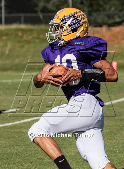 Thumbnail 2 in 39th Annual  Lions All-Star Game  photogallery.