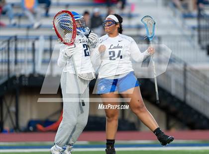Thumbnail 2 in Parkway Central @ Ladue Horton Watkins photogallery.