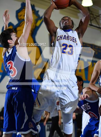 Thumbnail 2 in Los Altos @ Charter Oak photogallery.