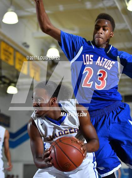 Thumbnail 2 in Los Altos @ Charter Oak photogallery.