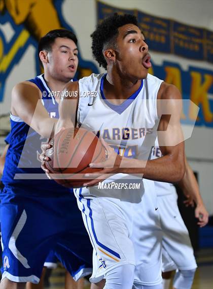 Thumbnail 3 in Los Altos @ Charter Oak photogallery.