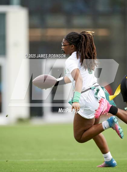 Thumbnail 2 in Choctawhatchee vs Crescent City (Jaguars Preseason Classic) photogallery.