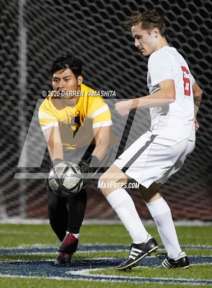 Thumbnail 2 in San Rafael @ Ygnacio Valley (CIF NCS D3 Semifinal) photogallery.