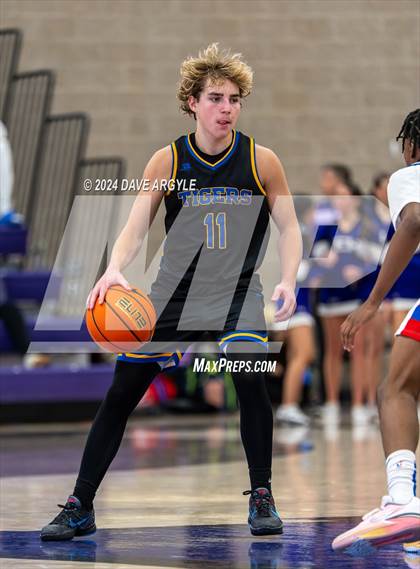 Thumbnail 1 in Orem vs. Duncanville (Holiday Hoopfest) photogallery.