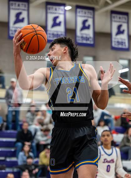 Thumbnail 2 in Orem vs. Duncanville (Holiday Hoopfest) photogallery.