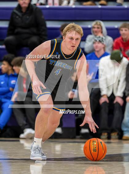 Thumbnail 1 in Orem vs. Duncanville (Holiday Hoopfest) photogallery.