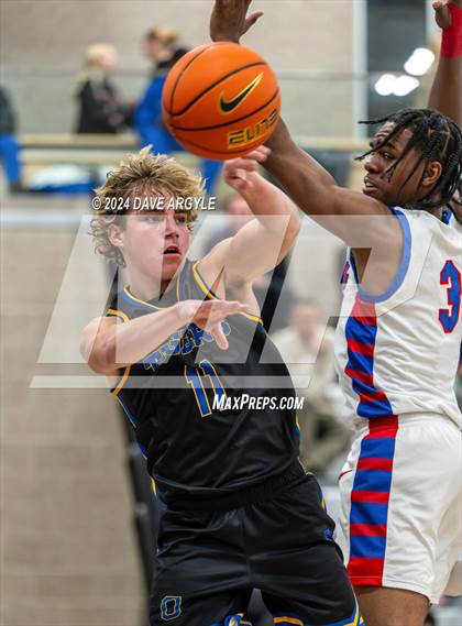 Thumbnail 2 in Orem vs. Duncanville (Holiday Hoopfest) photogallery.