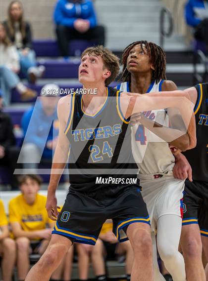 Thumbnail 3 in Orem vs. Duncanville (Holiday Hoopfest) photogallery.