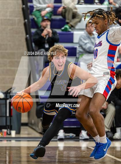 Thumbnail 1 in Orem vs. Duncanville (Holiday Hoopfest) photogallery.