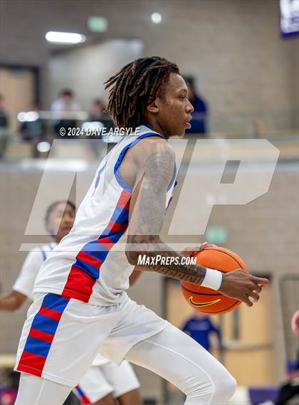 Thumbnail 2 in Orem vs. Duncanville (Holiday Hoopfest) photogallery.