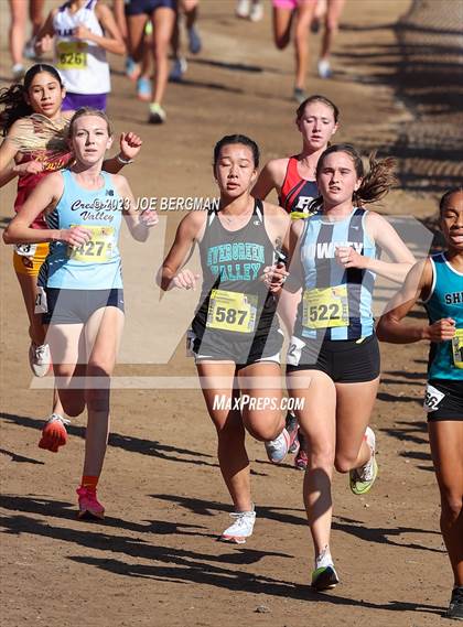 Thumbnail 3 in CIF Division 1 Championships photogallery.