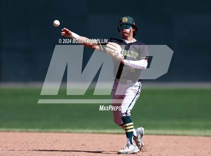 Thumbnail 1 in Red Bluff vs. Hoover photogallery.