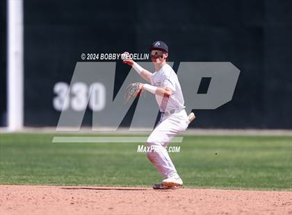 Thumbnail 1 in Red Bluff vs. Hoover photogallery.