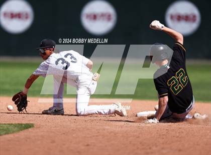 Thumbnail 2 in Red Bluff vs. Hoover photogallery.