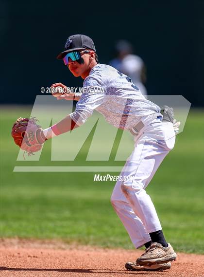 Thumbnail 2 in Red Bluff vs. Hoover photogallery.