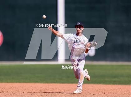 Thumbnail 2 in Red Bluff vs. Hoover photogallery.