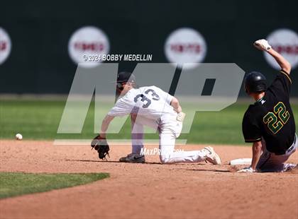 Thumbnail 1 in Red Bluff vs. Hoover photogallery.