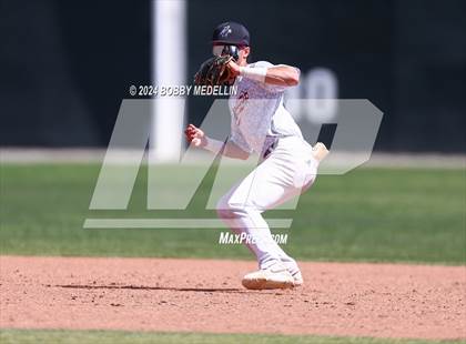 Thumbnail 1 in Red Bluff vs. Hoover photogallery.