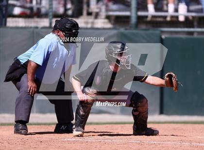 Thumbnail 1 in Red Bluff vs. Hoover photogallery.