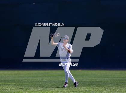 Thumbnail 3 in Red Bluff vs. Hoover photogallery.