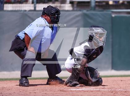 Thumbnail 2 in Red Bluff vs. Hoover photogallery.