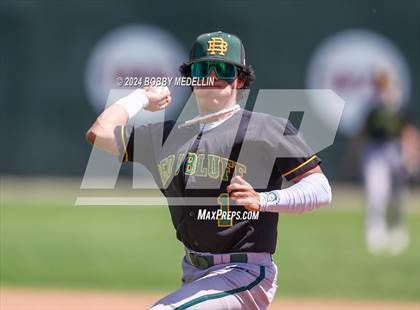 Thumbnail 3 in Red Bluff vs. Hoover photogallery.