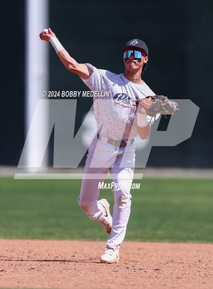 Thumbnail 3 in Red Bluff vs. Hoover photogallery.