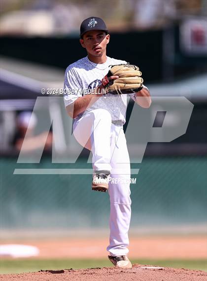 Thumbnail 1 in Red Bluff vs. Hoover photogallery.