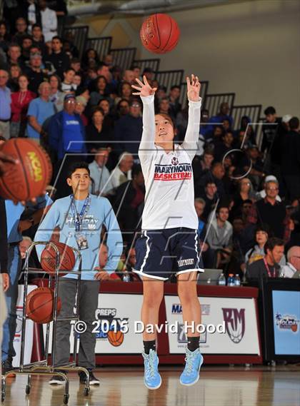 Thumbnail 1 in 2015 MaxPreps Holiday Classic Girls 3 Point Finals photogallery.