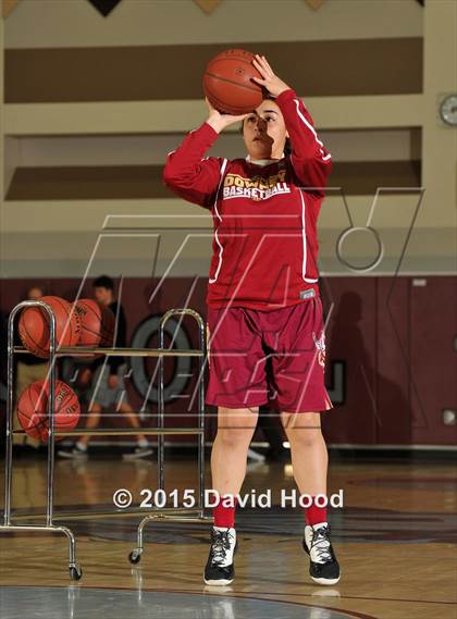 Thumbnail 1 in 2015 MaxPreps Holiday Classic Girls 3 Point Finals photogallery.