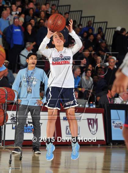 Thumbnail 3 in 2015 MaxPreps Holiday Classic Girls 3 Point Finals photogallery.