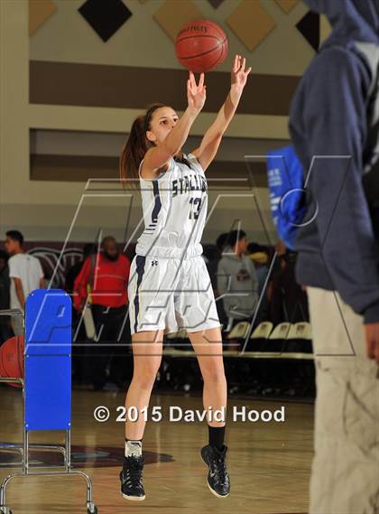 Thumbnail 2 in 2015 MaxPreps Holiday Classic Girls 3 Point Finals photogallery.