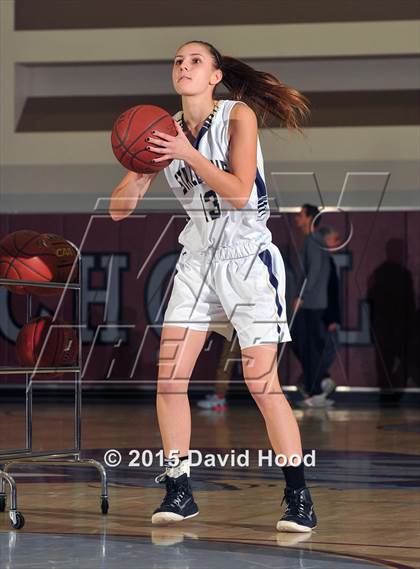 Thumbnail 1 in 2015 MaxPreps Holiday Classic Girls 3 Point Finals photogallery.