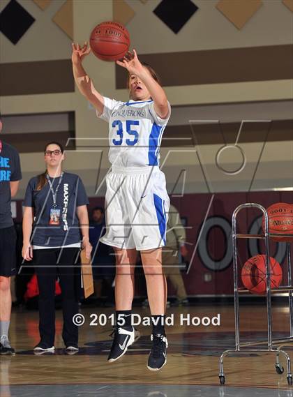 Thumbnail 2 in 2015 MaxPreps Holiday Classic Girls 3 Point Finals photogallery.