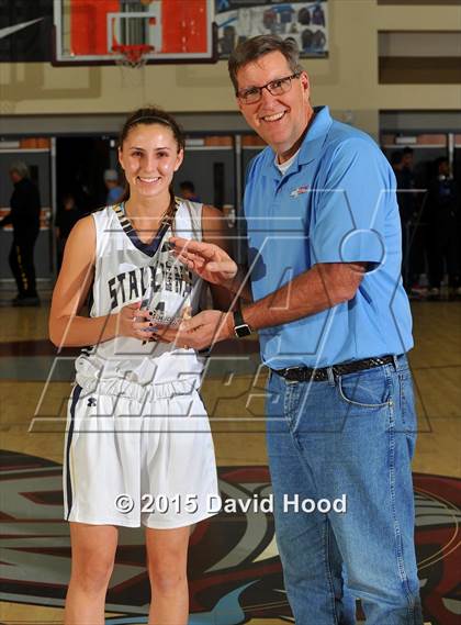 Thumbnail 2 in 2015 MaxPreps Holiday Classic Girls 3 Point Finals photogallery.