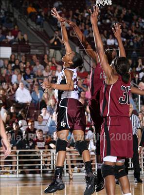 Thumbnail 2 in Cinco Ranch vs. Cy-Fair (UIL Regional State 5A Final) photogallery.