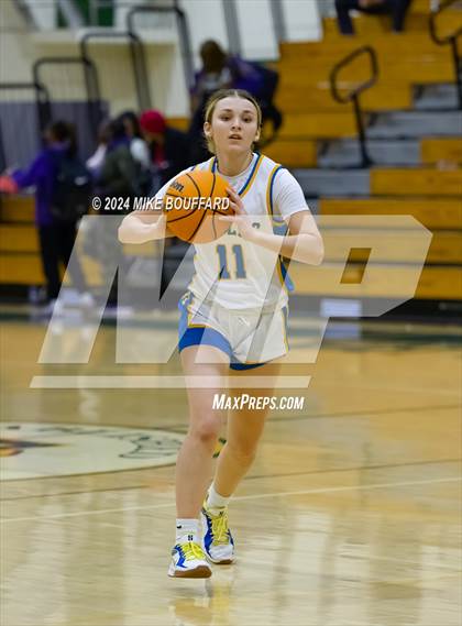 Thumbnail 3 in Bakersfield Christian vs Redondo Union (Santa Barbara Tournament of Champions) photogallery.
